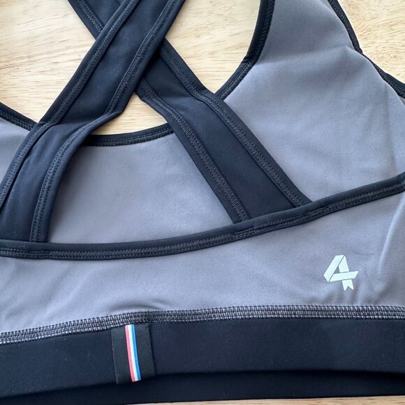 NWT - Fourlaps Infinity Sports Bra Graphite Black Gray L NEW with‎ Tags - Picture 6 of 6
